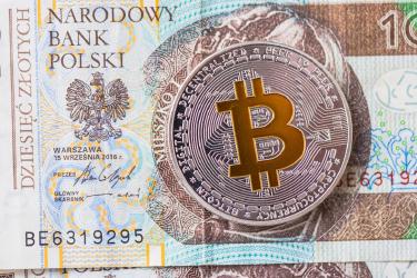 Stablecoin Credit Cards: Visa's 130 Programs in 40 Countries